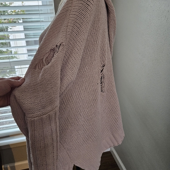 Distressed sweater hoodie - Picture 5 of 10